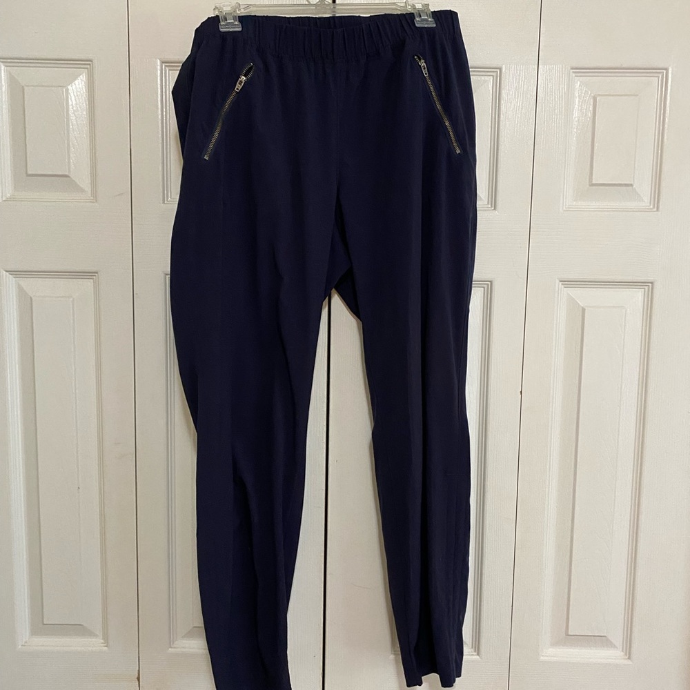 Athleta women’s joggers. Size 14. Navy blue.